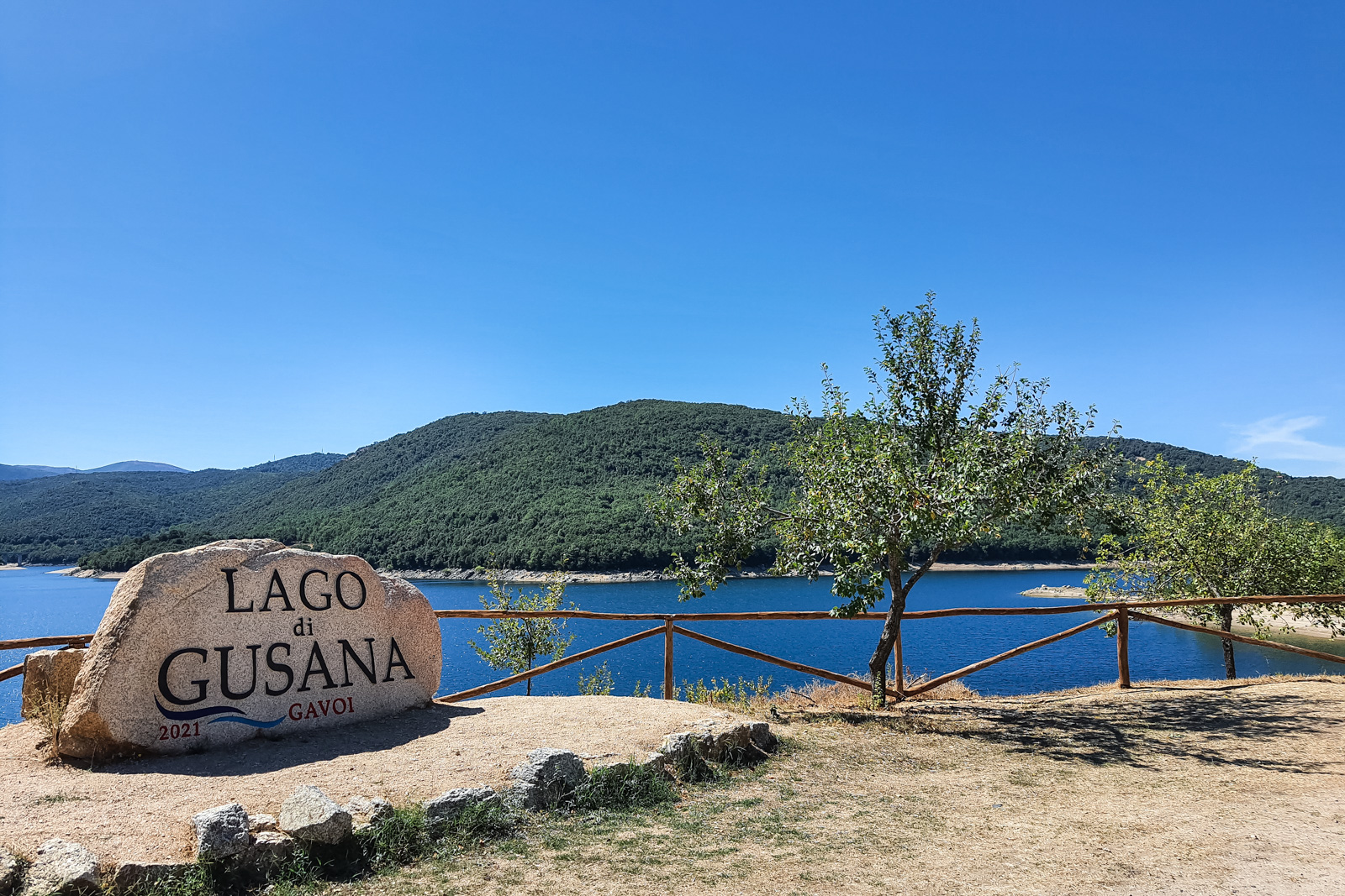 Lago di Gusana